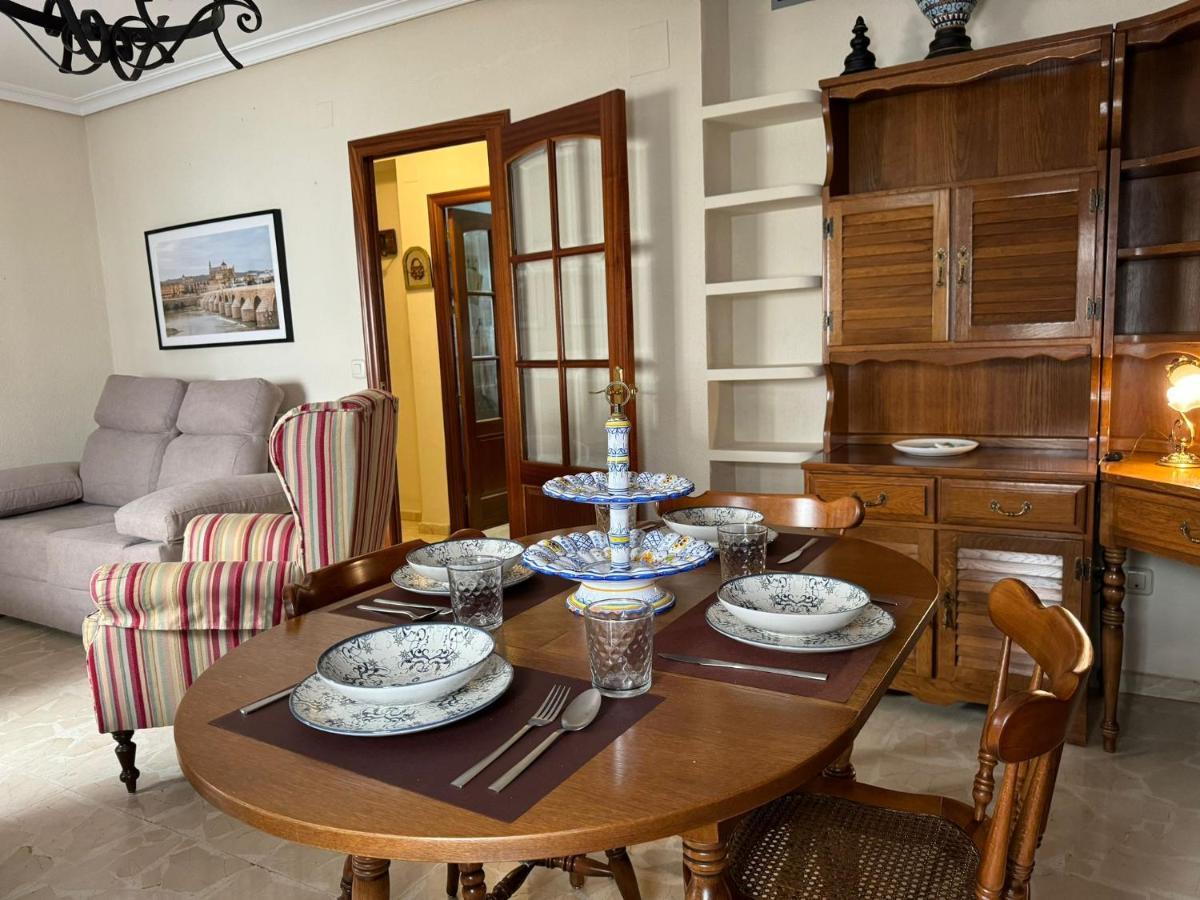 Apartamento Buen Pastor Con Parking Gratuito Kordoba Bagian luar foto