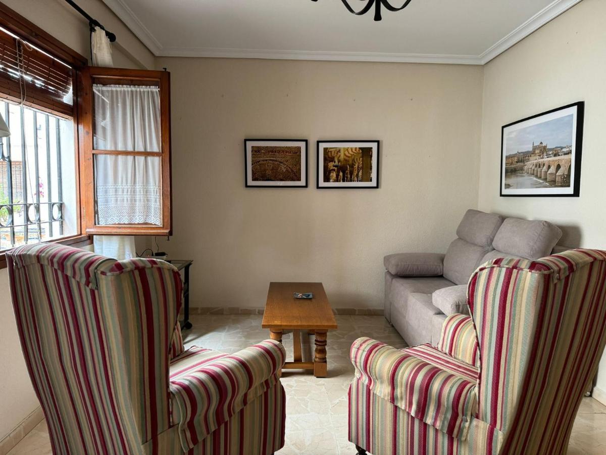 Apartamento Buen Pastor Con Parking Gratuito Kordoba Bagian luar foto