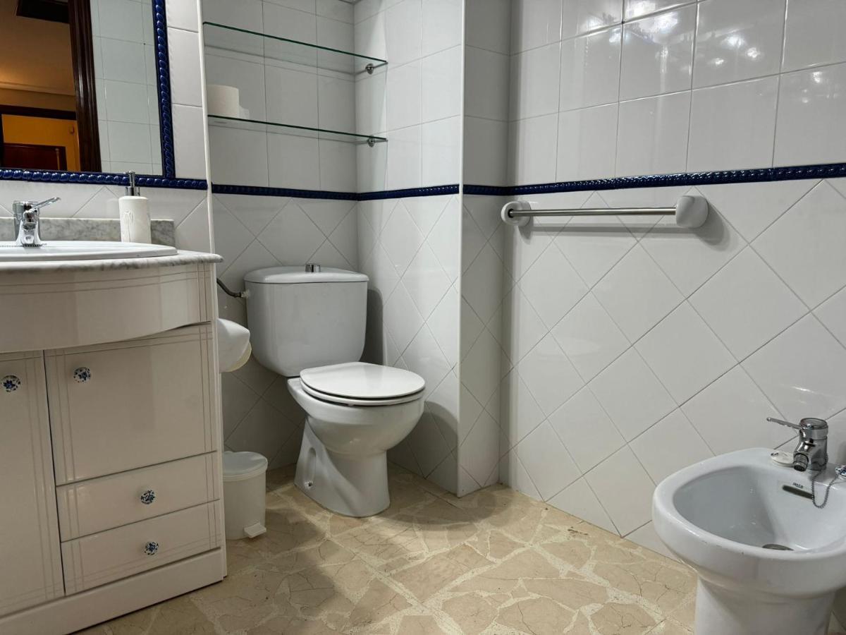 Apartamento Buen Pastor Con Parking Gratuito Kordoba Bagian luar foto