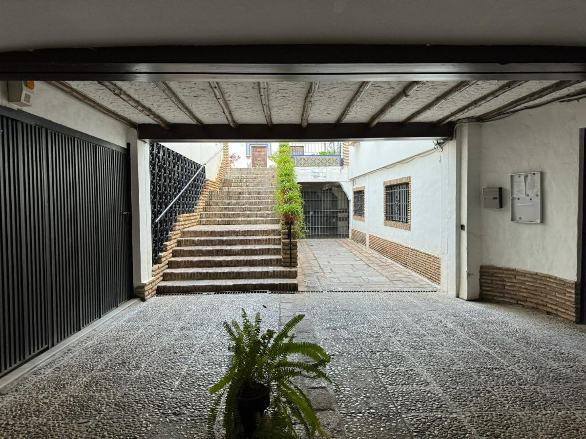 Apartamento Buen Pastor Con Parking Gratuito Kordoba Bagian luar foto